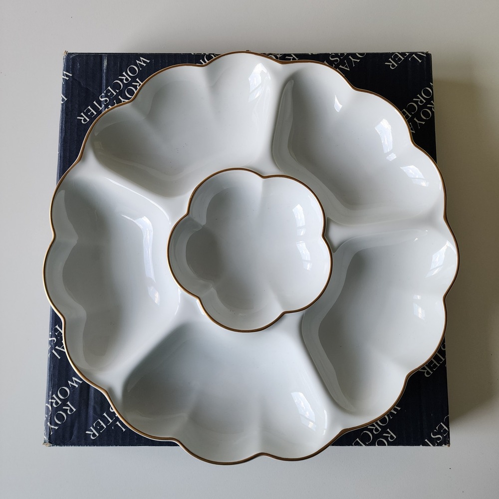 Royal Worcester Crudite Dish‎ White Gold Scalloped Fine Porcelain Serving Tray